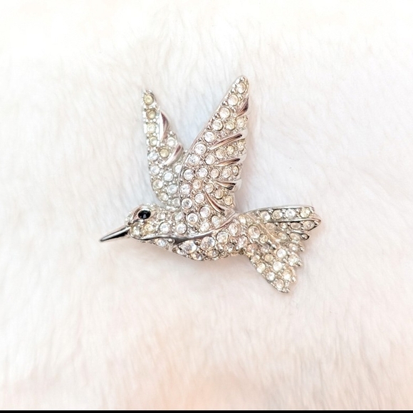 Swarovski Jewelry - Swarovski Vintage Silver and Crystal Hummingbird Brooch
